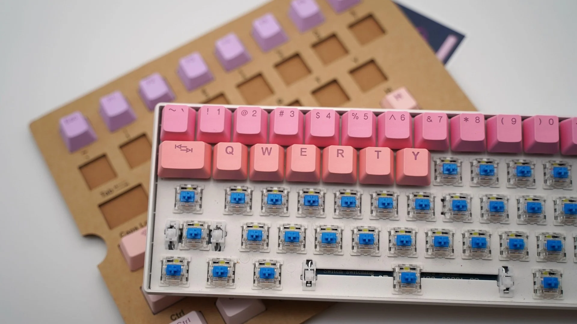 teclados mecanicos 60 por cento